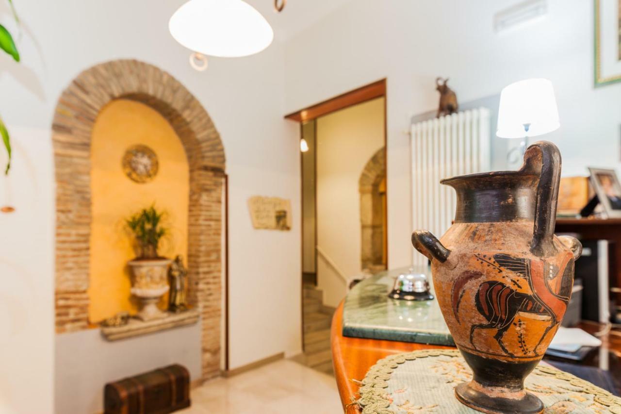 Albergo Della Corte Benevento Luaran gambar
