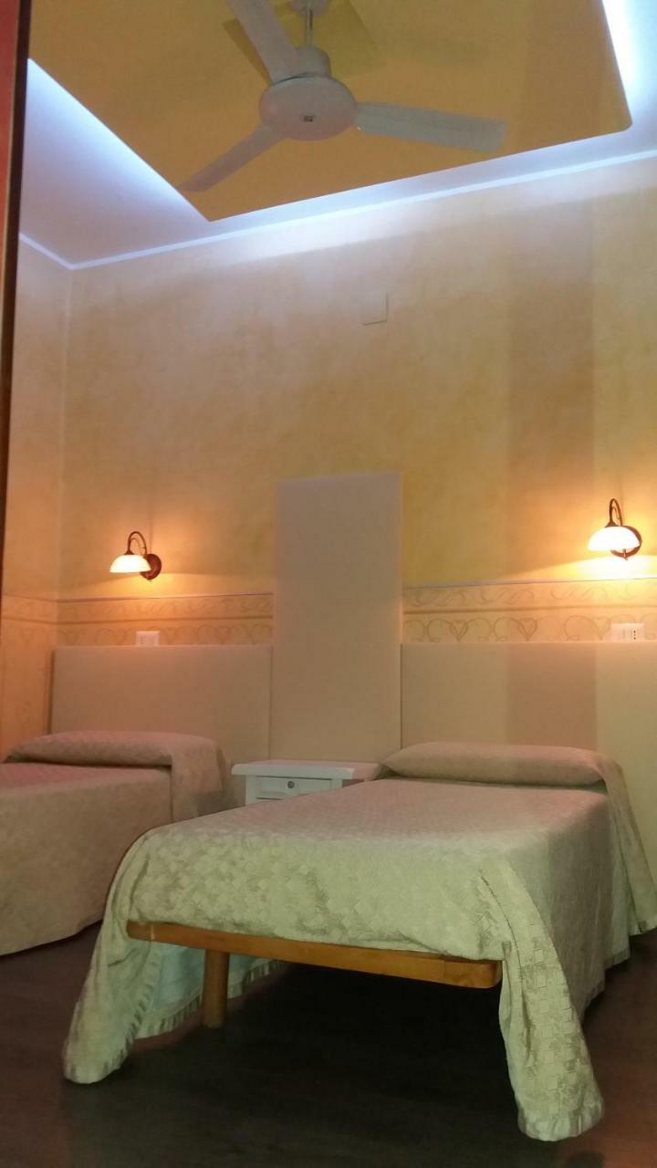 Albergo Della Corte Benevento Luaran gambar